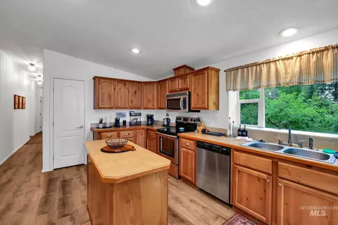 1201 W Mountain Rd, Cascade, ID 83611 photo 8