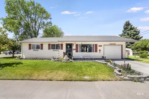 1545 N 14th E, Mountain Home, ID 83647