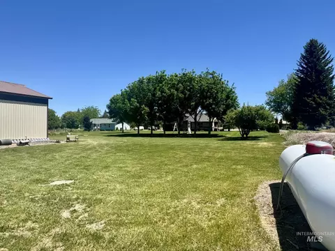 Exterior - 2017 H St, Rupert, ID 83350 photo 9 of 12