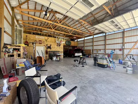 Exterior - 2017 H St, Rupert, ID 83350 photo 7 of 12