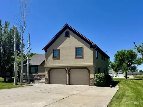 Exterior - 2017 H St, Rupert, ID 83350 photo 3 of 12