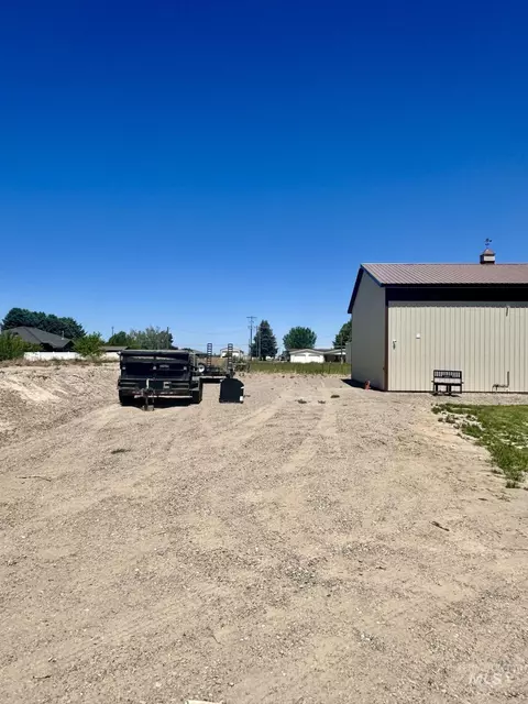 Exterior - 2017 H St, Rupert, ID 83350 photo 10 of 12