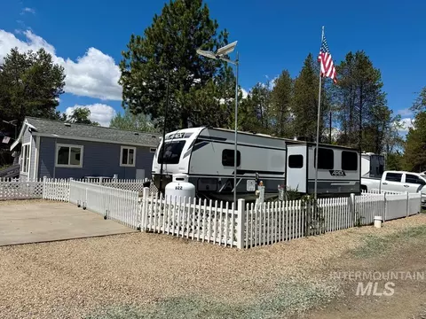 514 D22 Sawyer St, Cascade, ID 83611