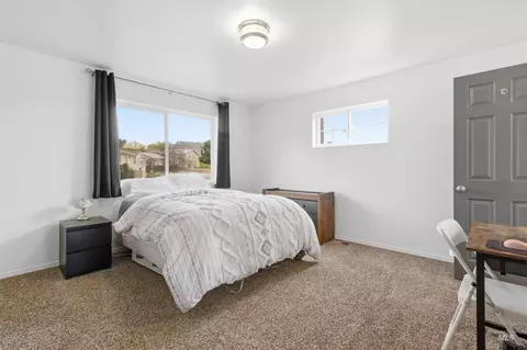 Bedroom - 483 E Valleyview Ave, Genesee, ID 83832 photo 3 of 8