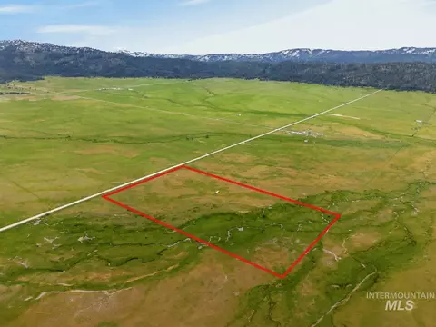 17 Gray Ln, Cascade, ID 83611 photo 12