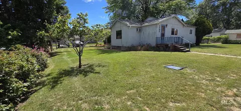 1792 Columbia St, Pomeroy, WA 99347