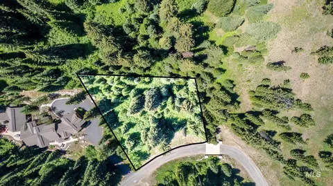 151 Pinnacle Ct, Donnelly, ID 83615