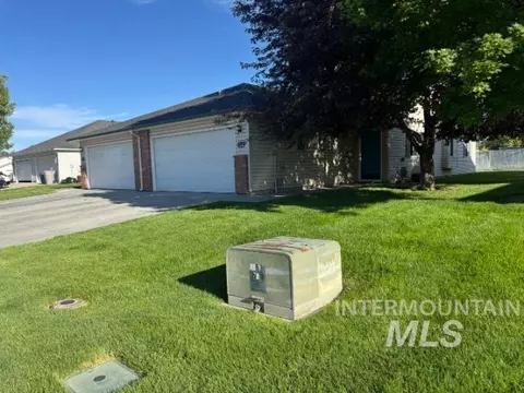 819 E Maine Ave, Nampa, ID 83686