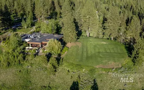 249 W Jug Rd, Mccall, ID 83638 photo 6
