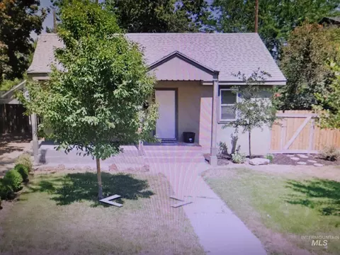 8002 W Holt St, Boise, ID 83704