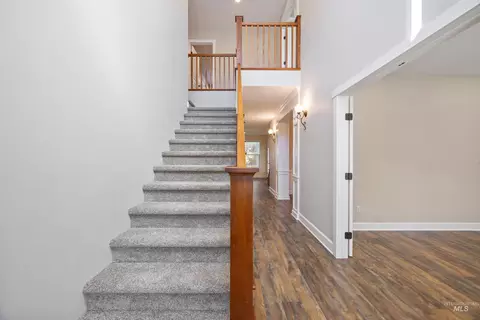 Entry Way - 1497 N Sunup Way, Eagle, ID 83616 photo 1 of 4