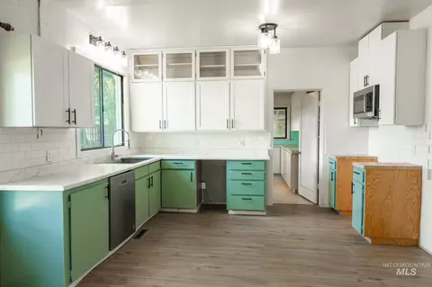 Kitchen - 2993 2nd St, Harper, OR 97906 photo 2 of 4