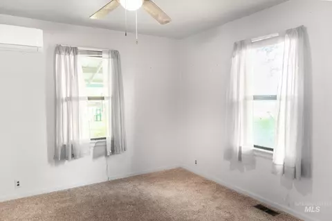 Bedroom - 2993 2nd St, Harper, OR 97906 photo 3 of 5