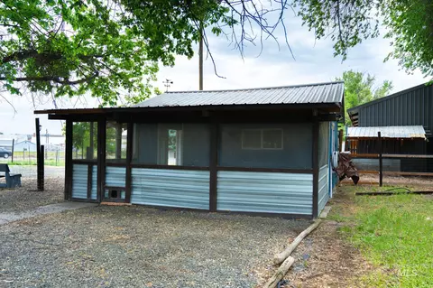 Exterior - 2993 2nd St, Harper, OR 97906 photo 13 of 19