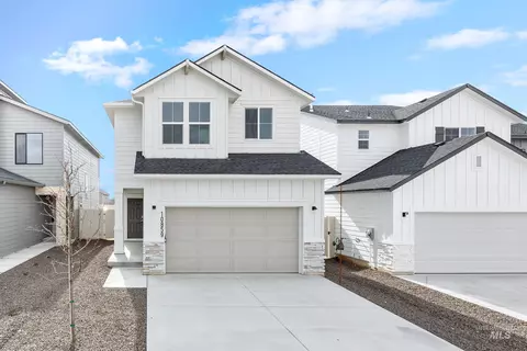 952 Thunderbolt St, Mountain Home, ID 83647