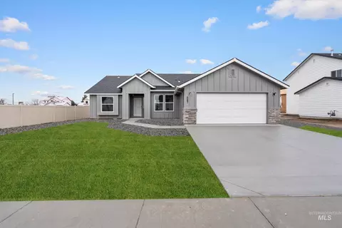 7031 E Marble Springs Dr, Nampa, ID 83687