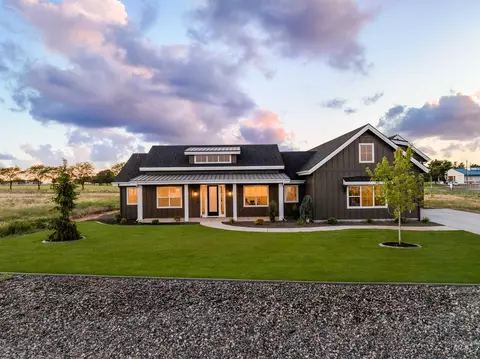 15280 Juniperwood Dr, Caldwell, ID 83607