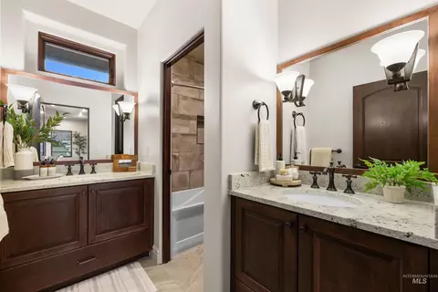 Bath - 1658 E Crowne Pointe Dr, Eagle, ID 83616 photo 5 of 5
