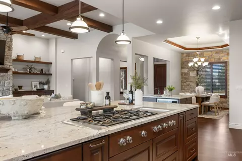 Kitchen - 1658 E Crowne Pointe Dr, Eagle, ID 83616 photo 4 of 5