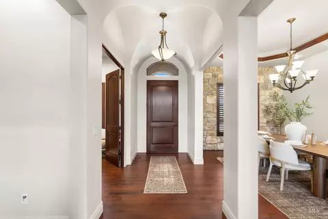 Entry Way - 1658 E Crowne Pointe Dr, Eagle, ID 83616 photo 1 of 2