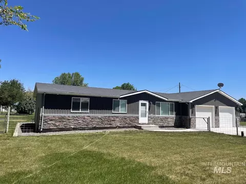 318 Redwood Dr, Burley, ID 83318