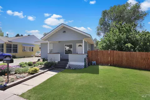 Exterior - 409 E Ave C, Jerome, ID 83338 photo 1 of 4