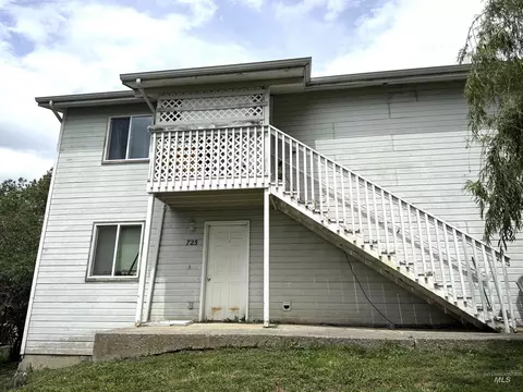 725 727 Brent Dr, Moscow, ID 83843