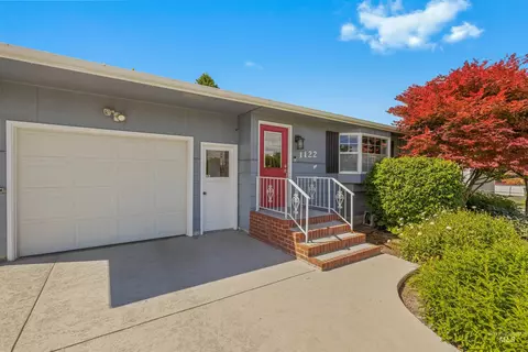 1122 Linden Dr, Lewiston, ID 83501