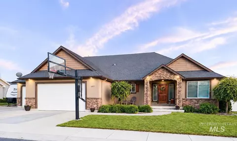 1057 Oakwood Ave, Burley, ID 83318