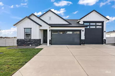103 N Roscoe Ave, Kuna, ID 83634