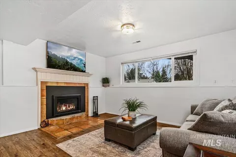 Other - 1184 Downing Dr, Eagle, ID 83616 photo 8 of 11