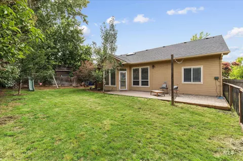 Exterior - 1449 N Echo Creek Pl, Eagle, ID 83616 photo 7 of 9