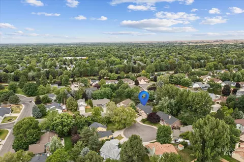 View/Area - 1449 N Echo Creek Pl, Eagle, ID 83616 photo 7 of 9