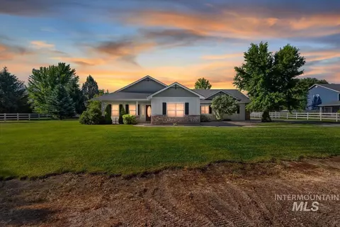 14385 Silver Creek Rd, Caldwell, ID 83607