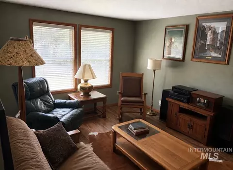 Living - 1185 E King Rd, Kuna, ID 83634 photo 1 of 1