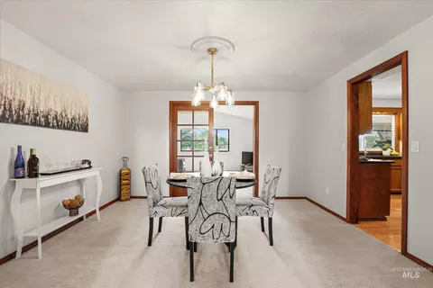 Dining - 575 N Pebble Beach Way, Eagle, ID 83616 photo 1 of 2