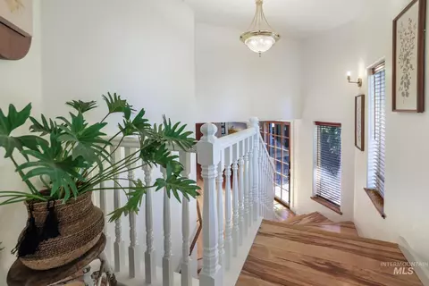 Entry Way - 2831 9th Ave E, Twin Falls, ID 83301 photo 4 of 5