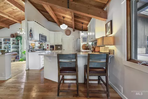 Kitchen - 2831 9th Ave E, Twin Falls, ID 83301 photo 1 of 6
