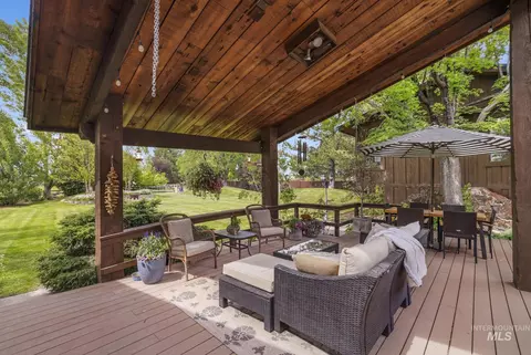 Exterior - 2831 9th Ave E, Twin Falls, ID 83301 photo 5 of 8