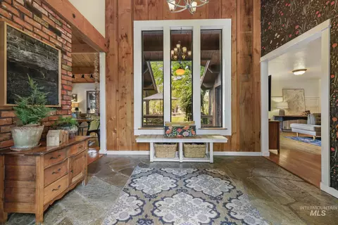 Entry Way - 2831 9th Ave E, Twin Falls, ID 83301 photo 1 of 5