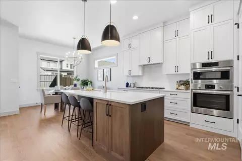 Kitchen - 801 E Crescendo St, Meridian, ID 83642 photo 1 of 5
