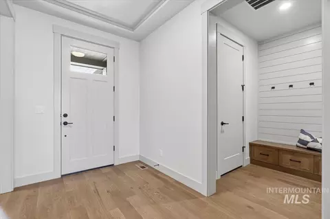 Entry Way - 801 E Crescendo St, Meridian, ID 83642 photo 1 of 1