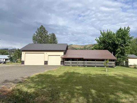 305 12 Clarendon, Council, ID 83612