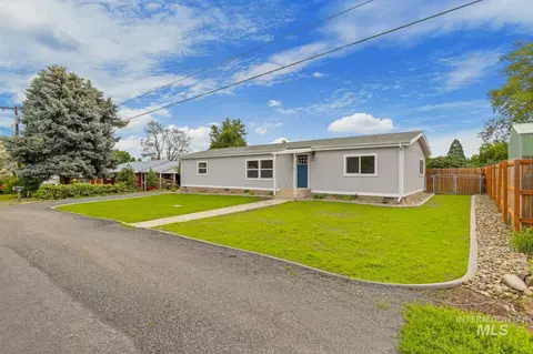 3117 7th St, Lewiston, ID 83501