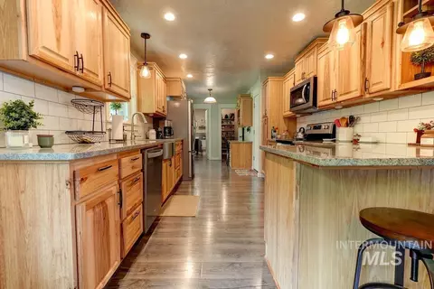 Kitchen - 2992 9th Ave E, Twin Falls, ID 83301 photo 1 of 3