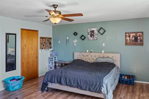 Bedroom - 305 Walnut St, Nezperce, ID 83543 photo 2 of 7