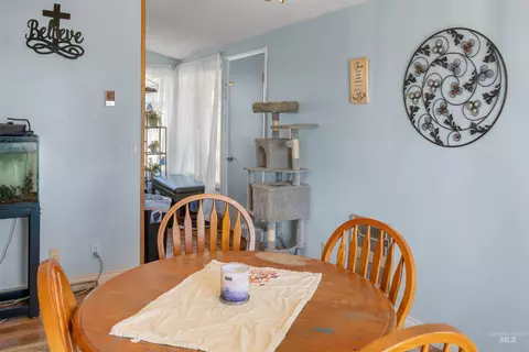 Dining - 305 Walnut St, Nezperce, ID 83543 photo 1 of 1