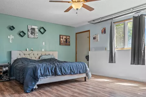 Bedroom - 305 Walnut St, Nezperce, ID 83543 photo 1 of 7