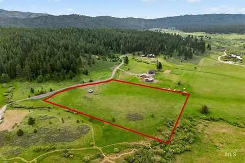 185 Lantern Way, Cascade, ID 83611 photo 3