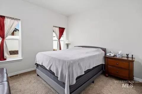 Bedroom - 514 21st Ave E, Jerome, ID 83338 photo 4 of 4